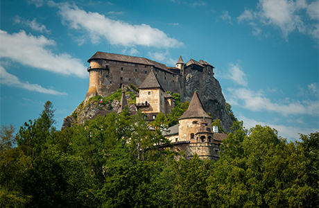 5 najkrajších hradov a zámkov na Slovensku