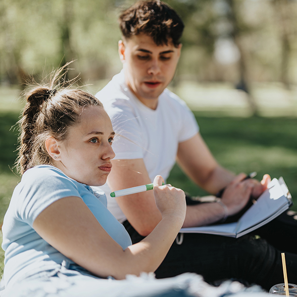Informačný webinár pre stredné školy