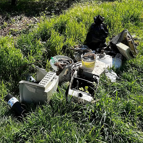 Pomôžte vyčistiť Vajnorské rybníky od odpadu.